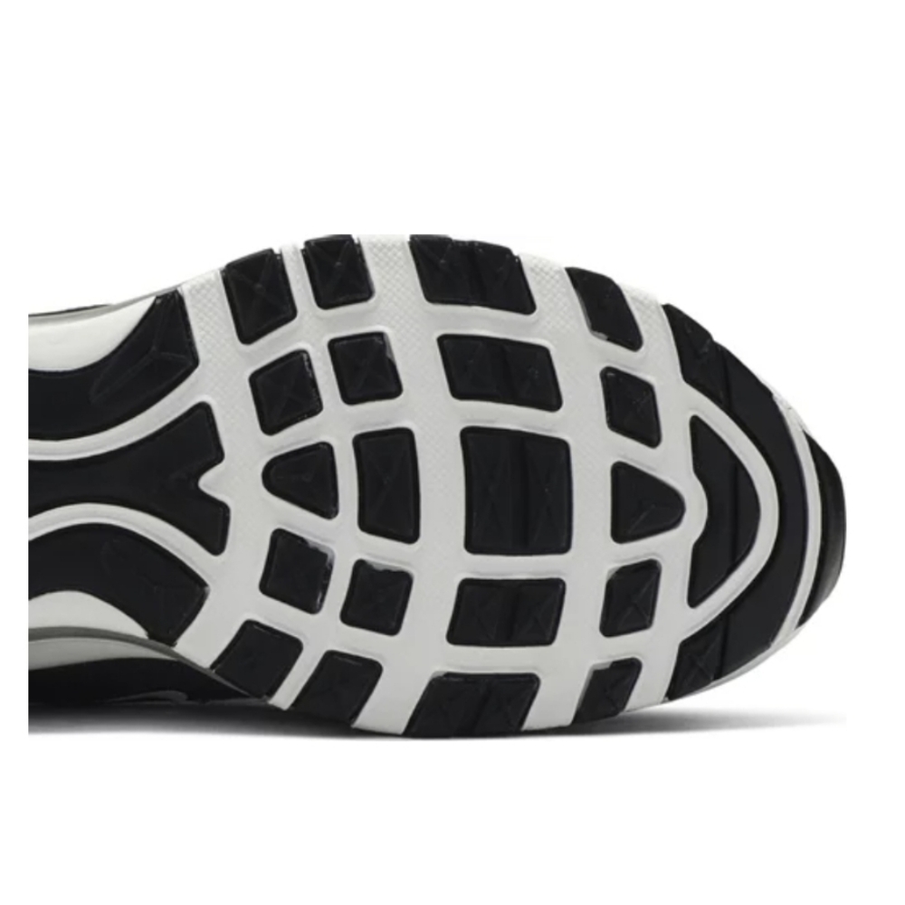 Nike Women's Shoes - Black and White - Picture 5 of 8